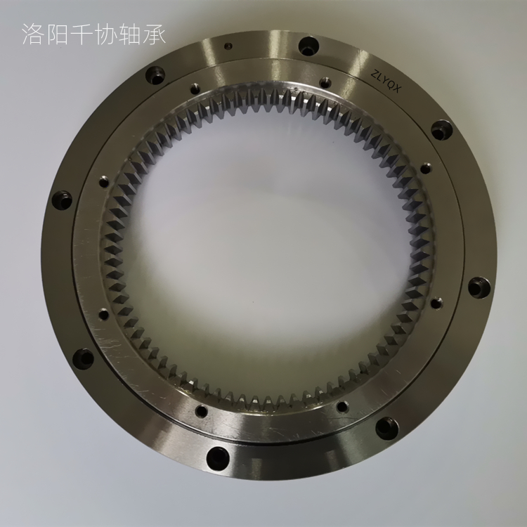 [ZLYQX]如何挑選合適的交叉滾子軸承，挑選的注意事項？