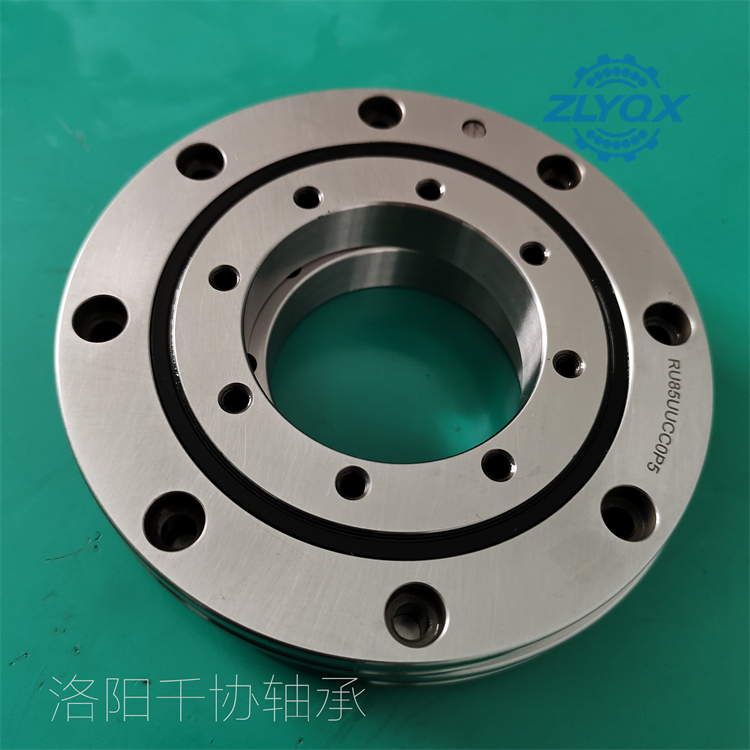 RU124交叉滾子軸承外圈定位方法有哪些？內外圈可以互換嗎？